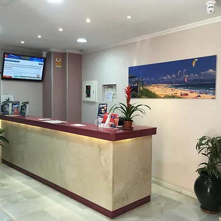 Pensjonat Hostal Tarik 2*