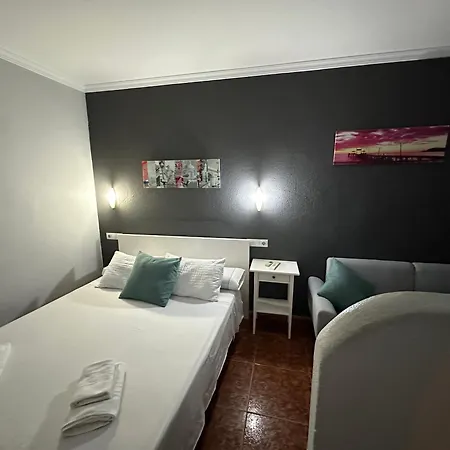 Hostal Tarik Pensión